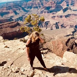 Meet your Posher, Nicole